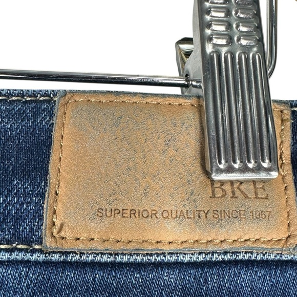 BKE 31 X 28 Billie Slim High Rise Crop Straight Dark Wash Raw Hem Stretch Jeans - Picture 5 of 9